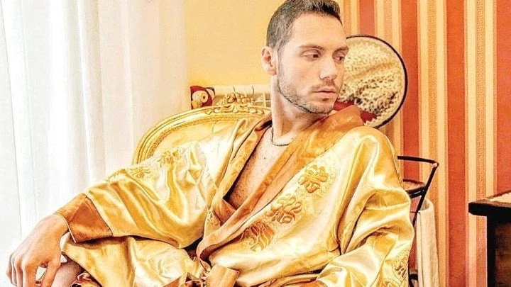 Είναι ντροπή να λέγονται Χριστιανοί!-Σκάνδαλο στο Βατικανό: Ζιγκολό ξεσκέπασε τη διπλή ζωή ομοφυλόφιλων ιερέων–Δείτε το βίντεο